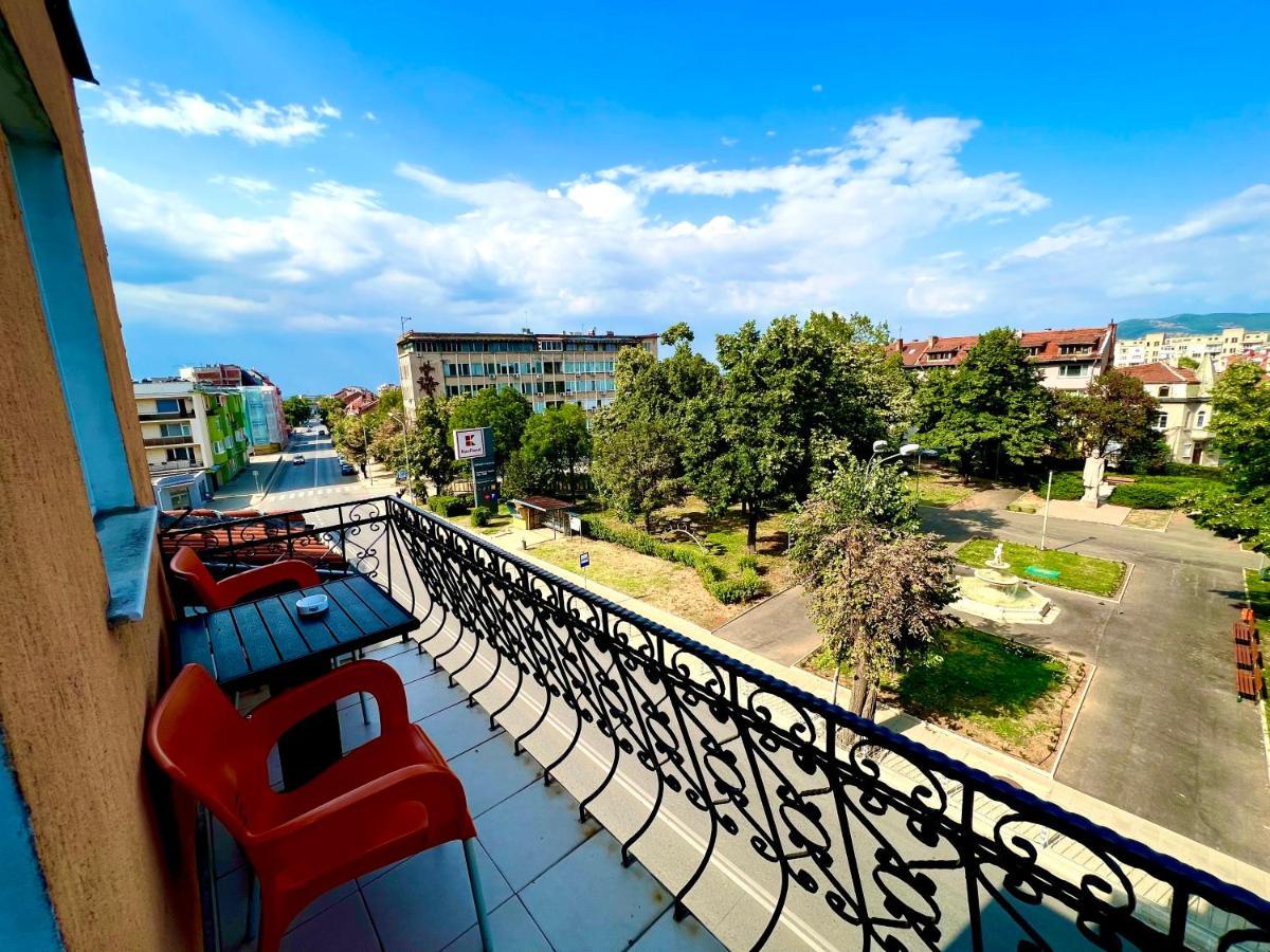 Hotel Maria Vratsa Eksteriør billede