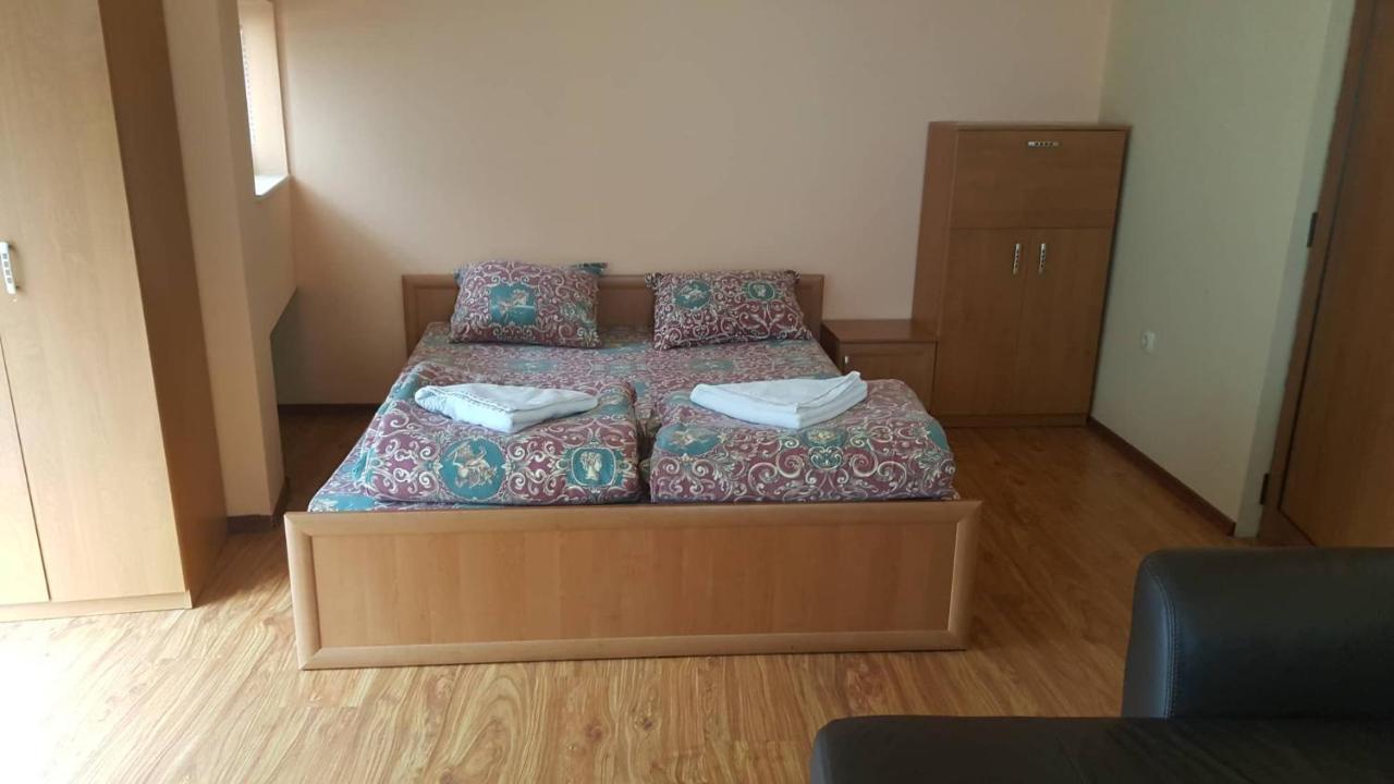 Hotel Maria Vratsa Eksteriør billede
